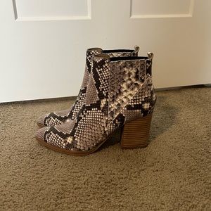 Marc Fisher Alva Bootie